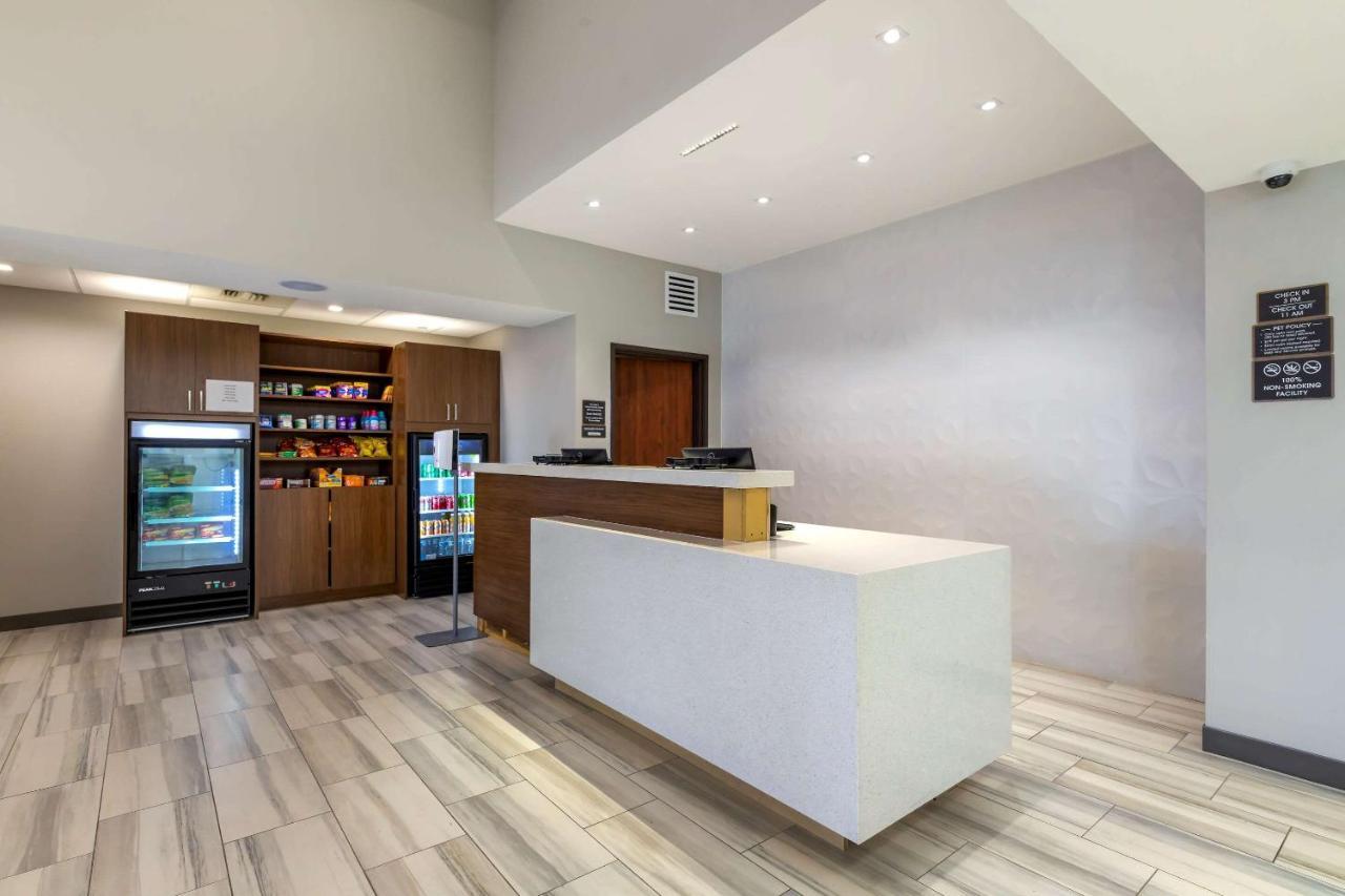 Comfort Inn & Suites Muskogee Bagian luar foto